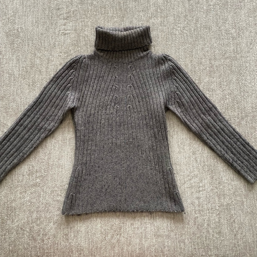 Bernardi women’s S knit turtleneck